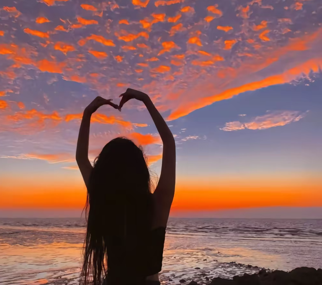 "61"张氛围感拉满女生头像不露脸背影风景美女头像温柔阳光治愈