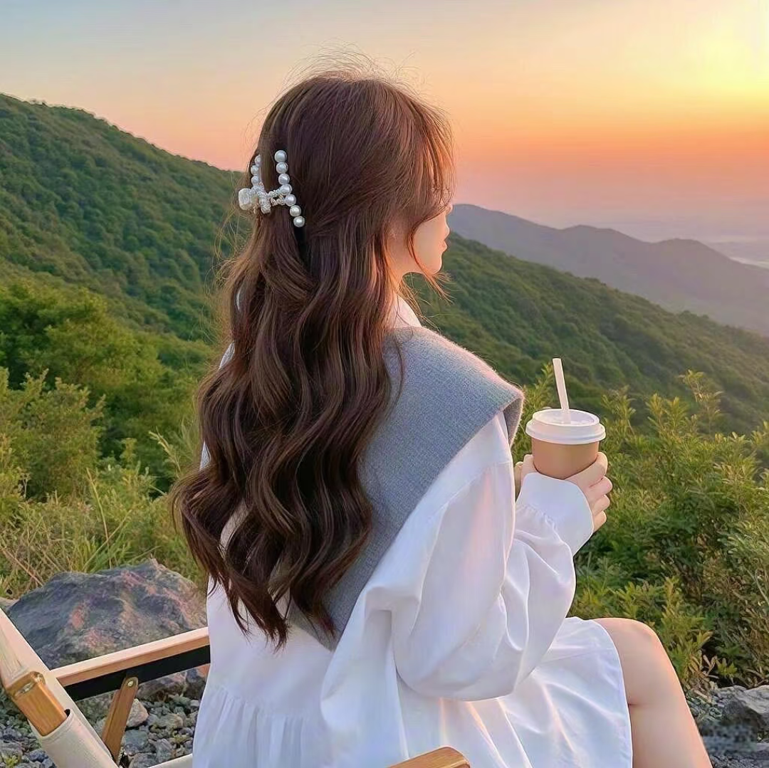 "50多张"氛围感拉满女生头像推荐,绝美精选女生头像合集