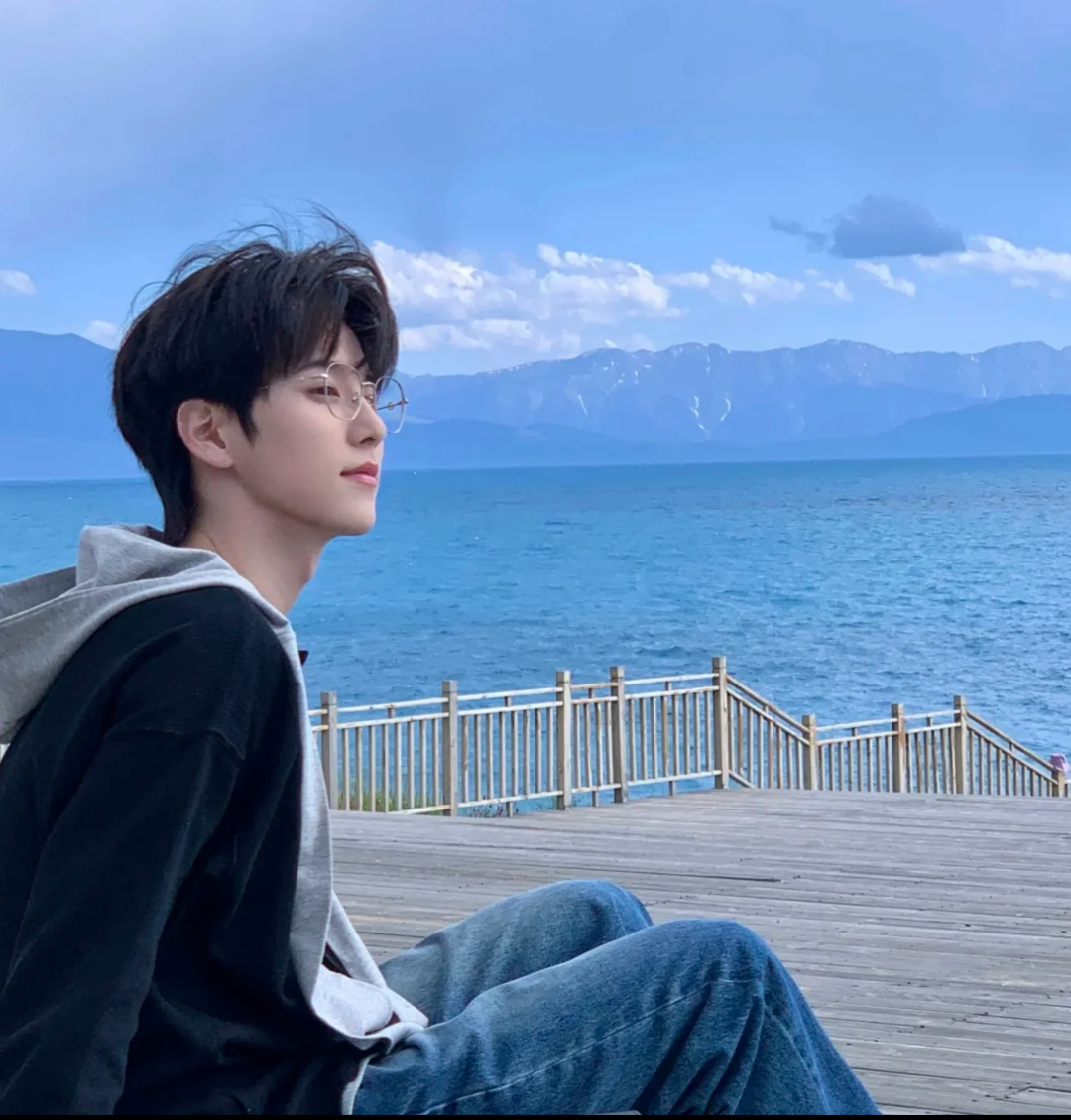 50张氛围感风格男头优质男头帅哥头像男生头像小众头像宝藏头像