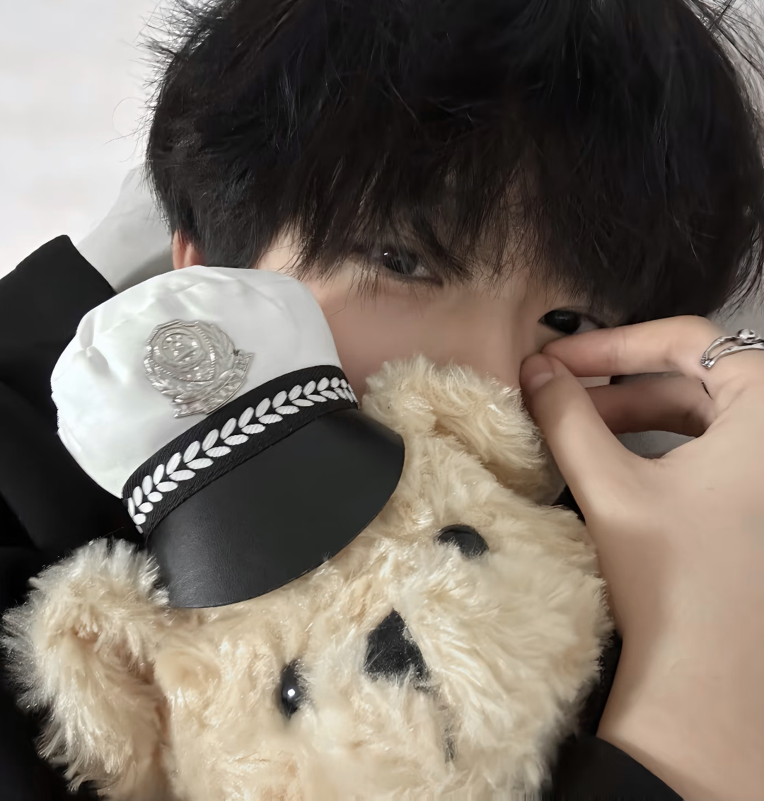 38张高质量帅气高冷温柔阳光治愈系男生头像推荐