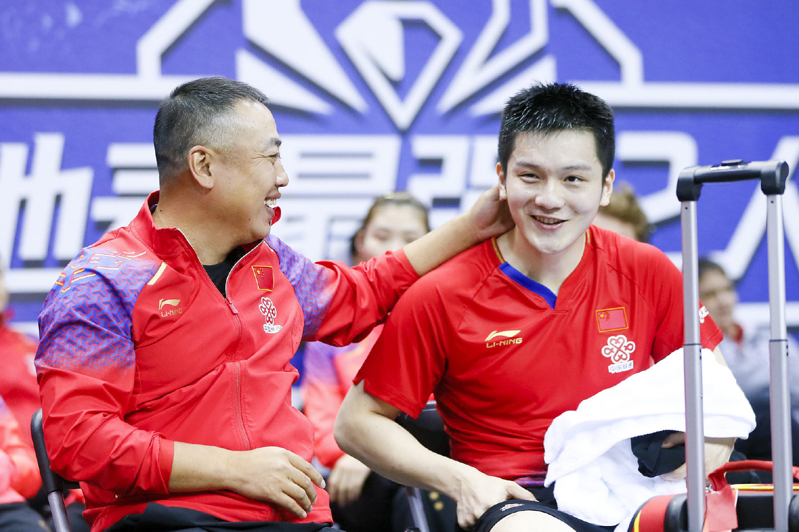 12月31日,刘国梁在谈到马龙,樊振东,陈梦的未来时表