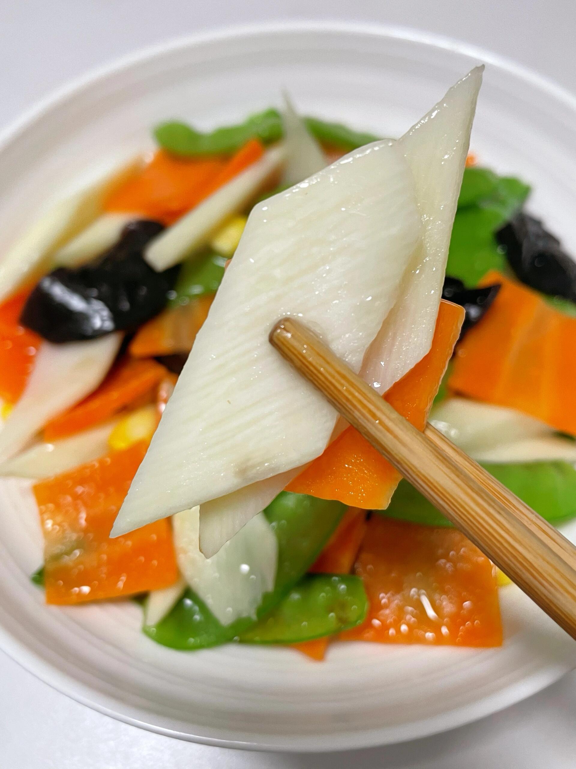 年夜饭上必不可少的素菜,荷塘小炒!