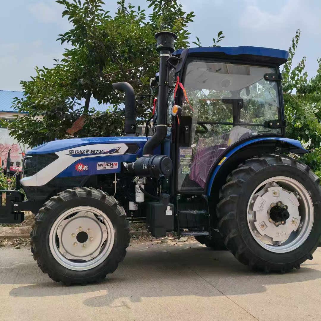 雷沃704拖拉机