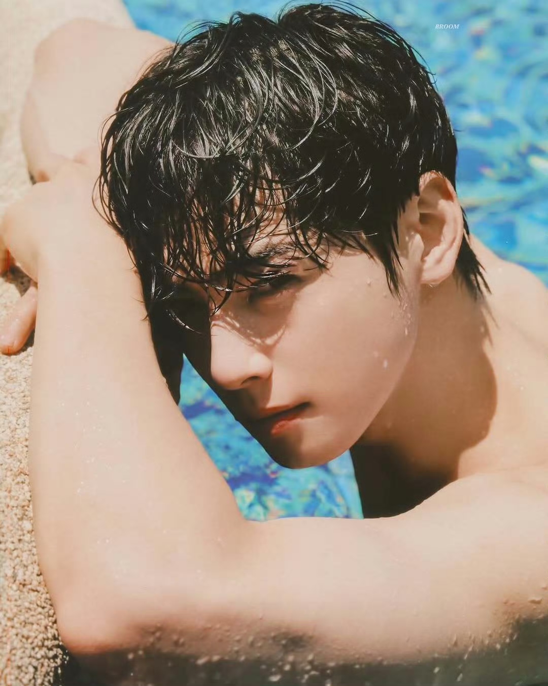 车银优泳池照片来啦!