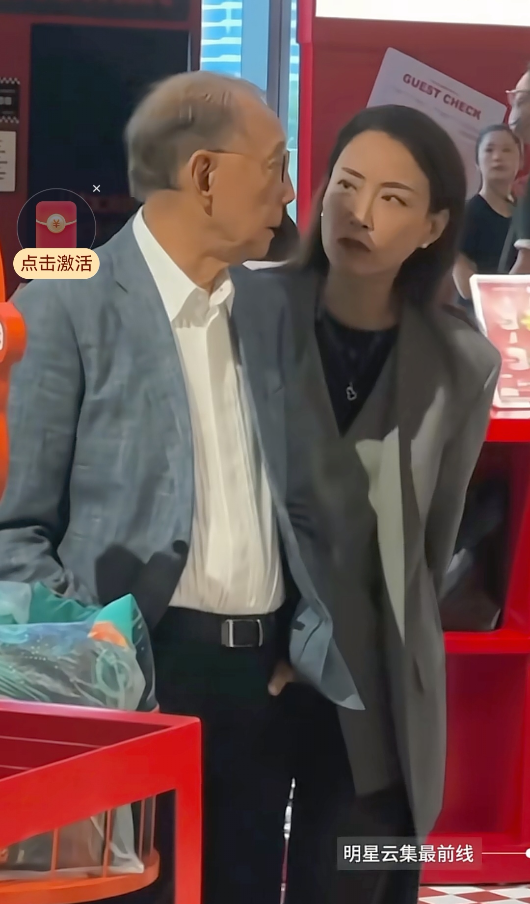 独具慧眼的杨受成,发掘并重用了当时初出茅庐的霍汶希