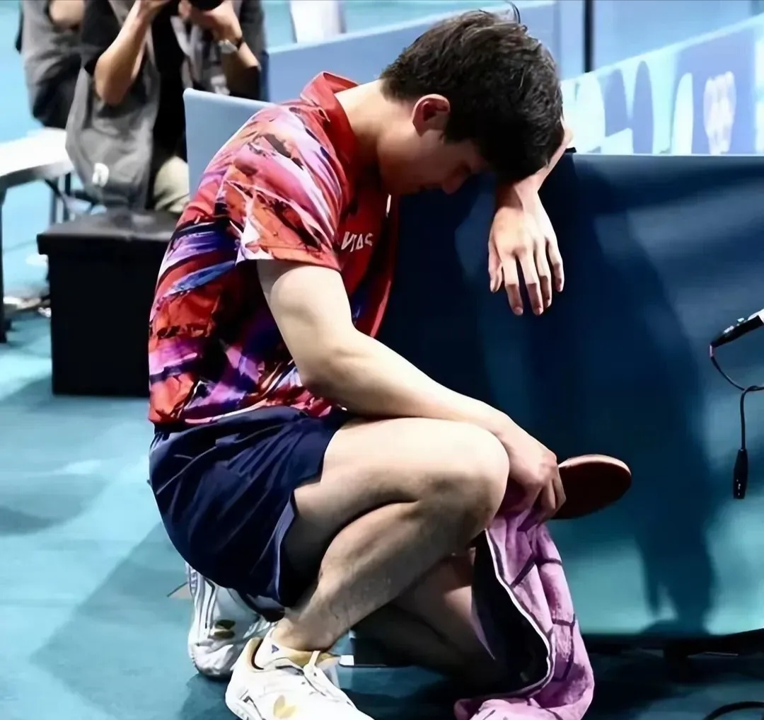 看到他输掉比赛后,各种各样的痛哭表情,不知大家有何感觉?