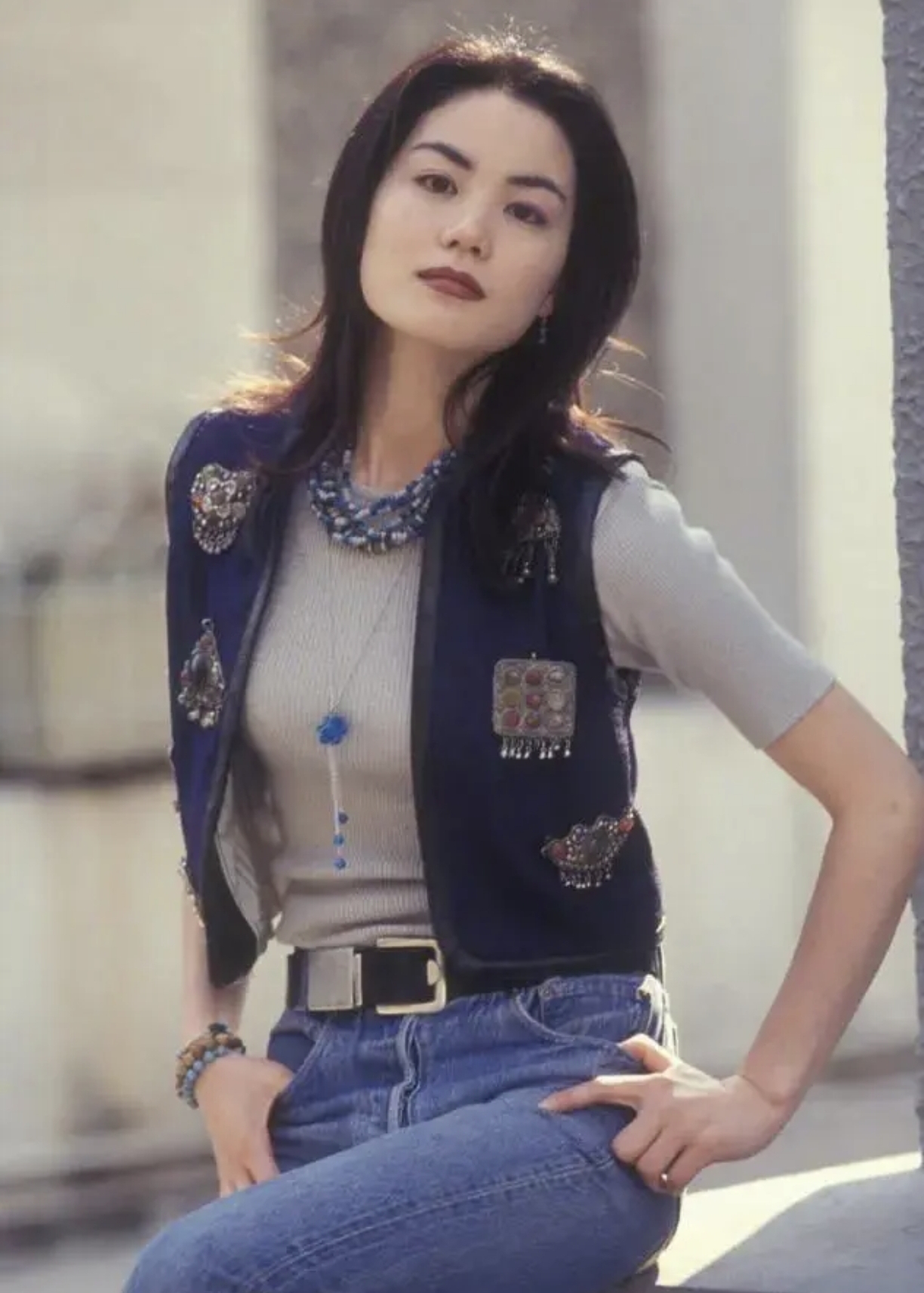 王菲1969年出生,今年55岁,中国歌后级的歌手!