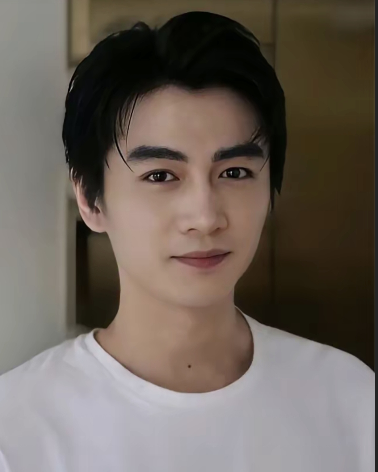 国字脸男生最帅的男演员最帅男演员国字脸男生照片嘴角上翘的男人图片