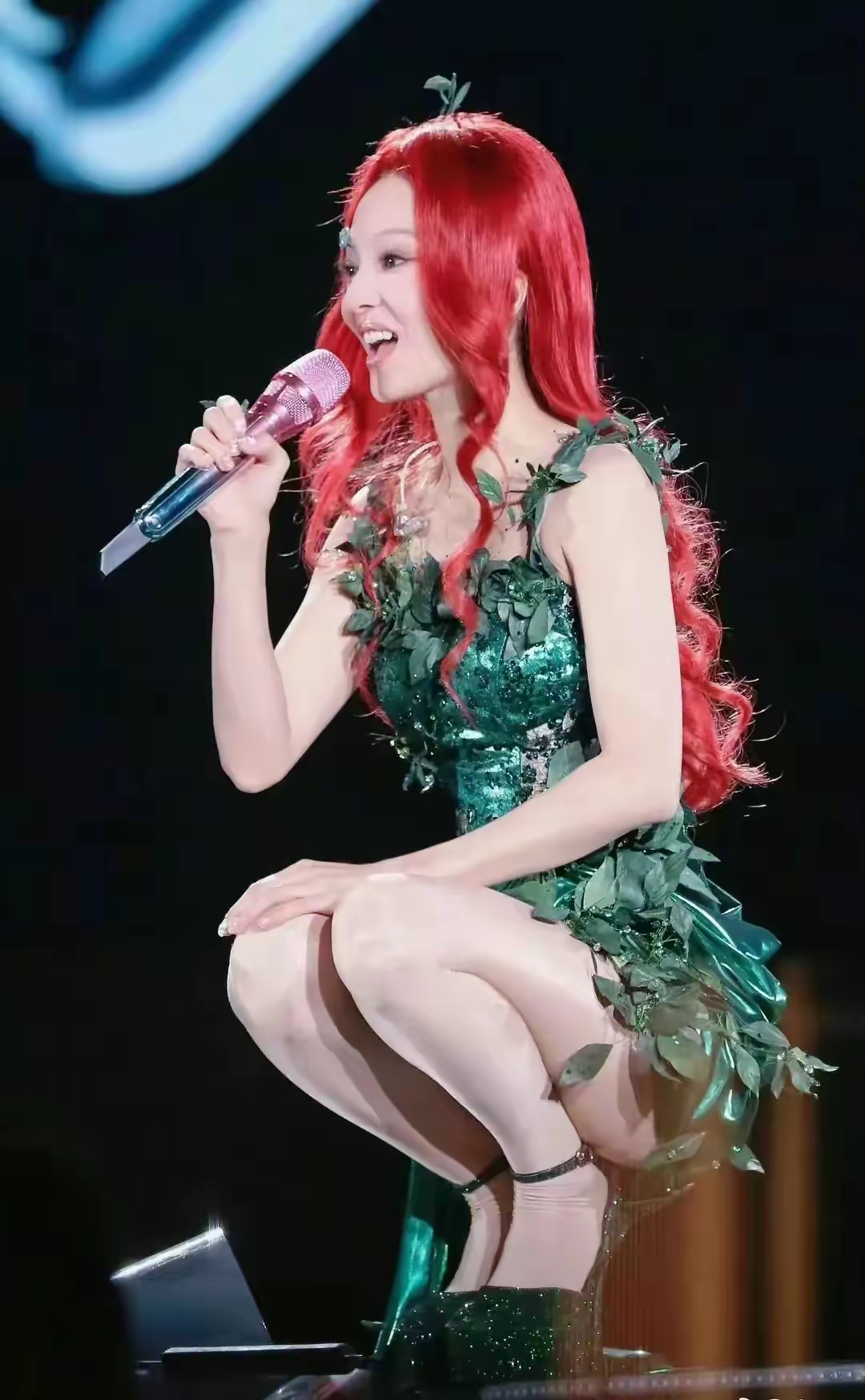 张韶涵这次的穿搭简直绝绝子!