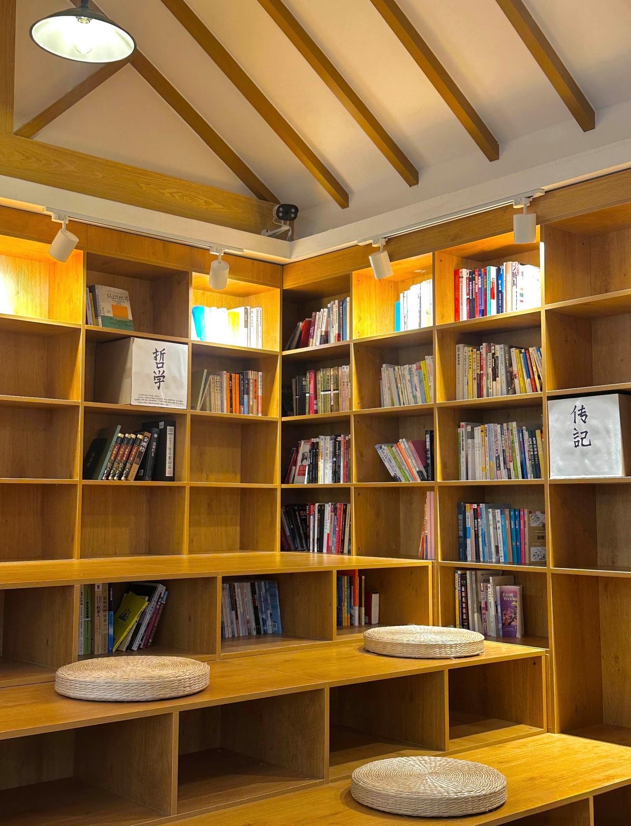 我现在正住院呢,血糖高得离谱,自己在家调理了一个