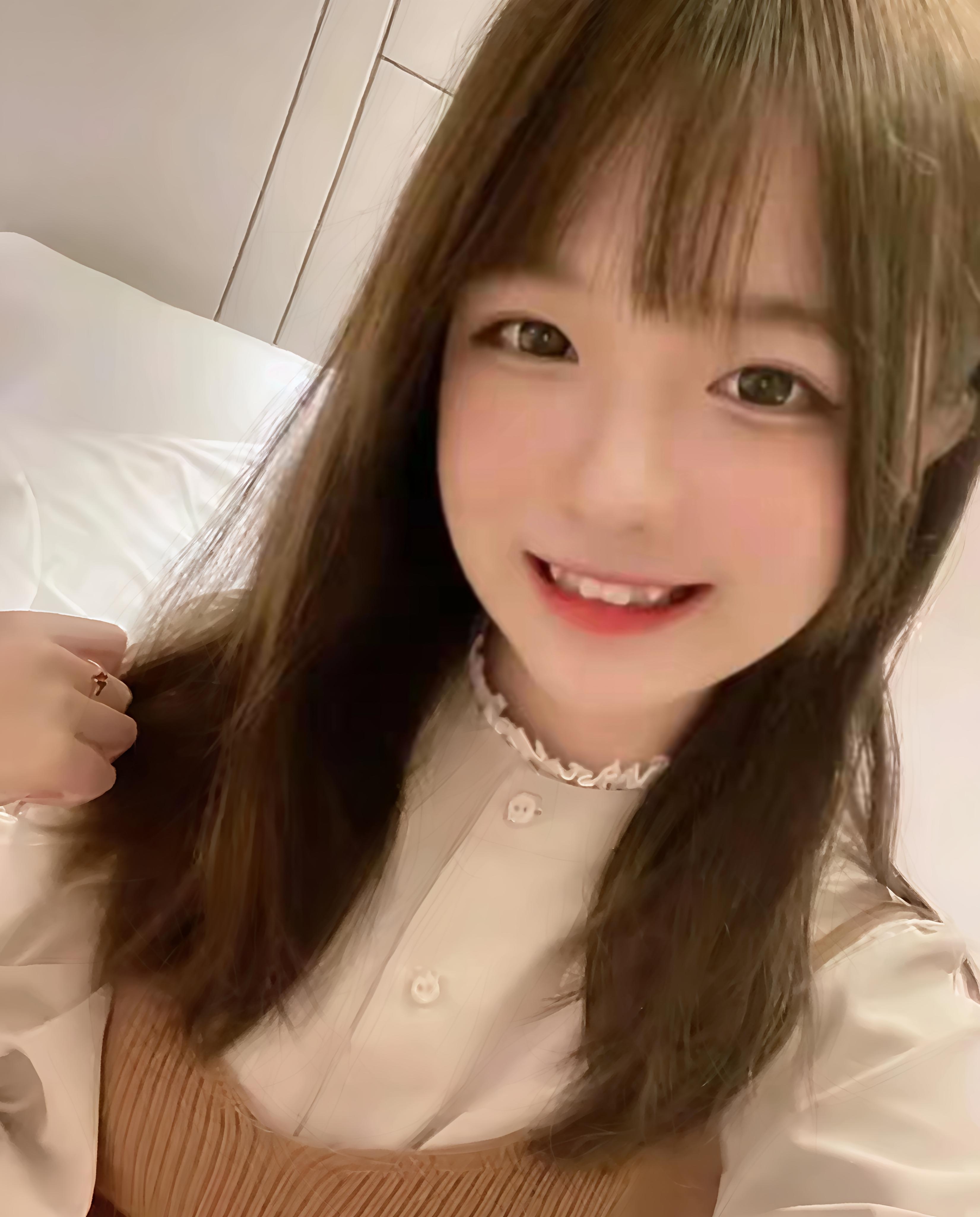 林忆宁是中国内地女歌手1997年7月17日出生在上海市她是snh48 team