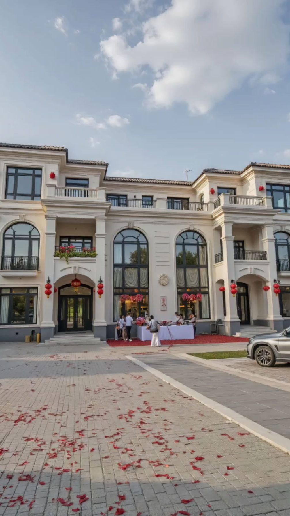 2025全新爆款24米宽三层双拼农村别墅