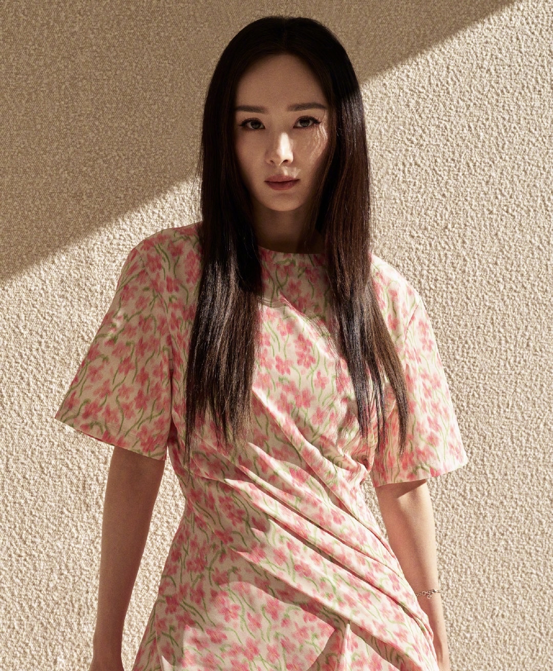 娱乐圈的"带货女王"杨幂又解锁新身份了!