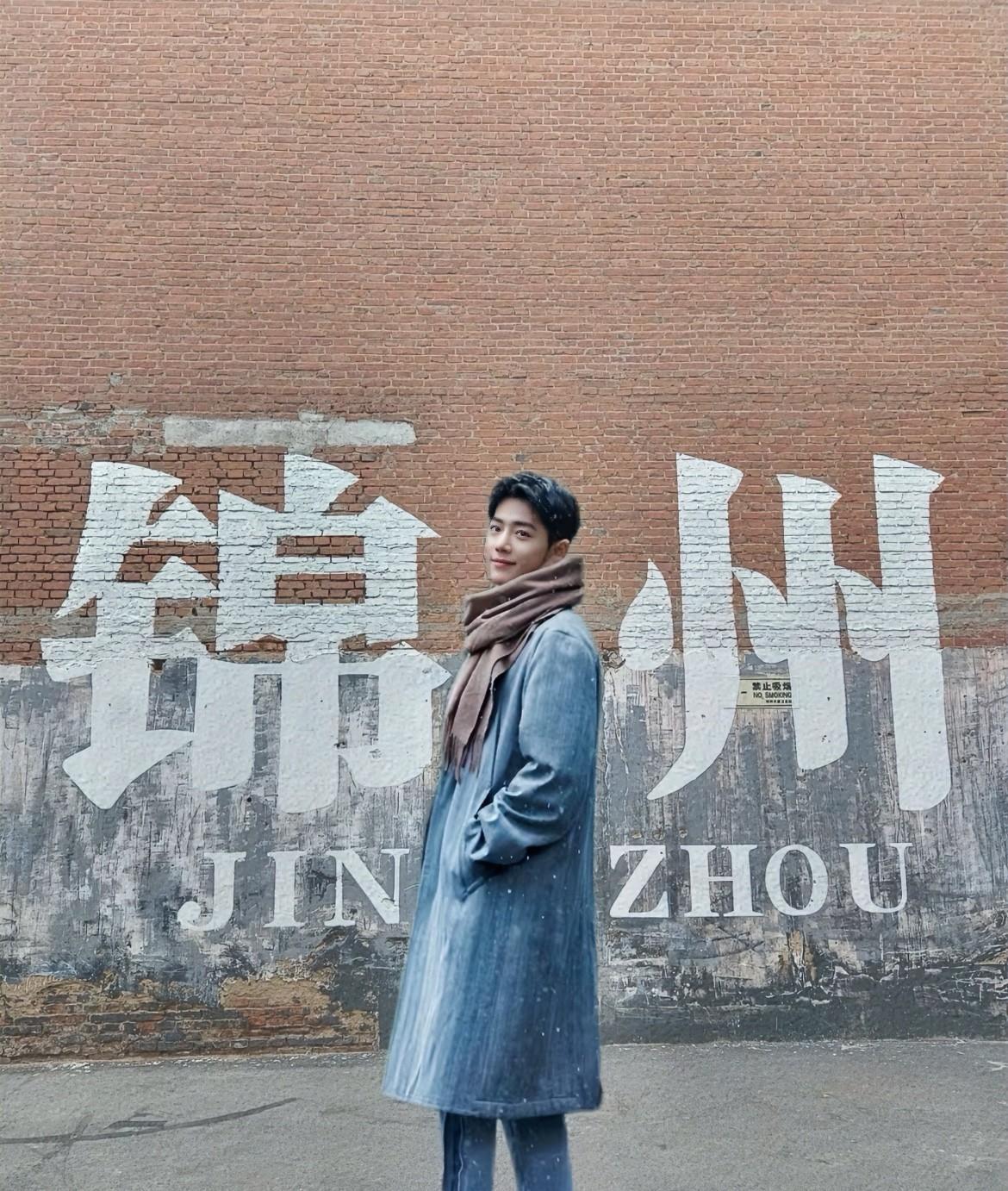 最近他出演的短片《买耳朵》一上线全网泪目方言对白街头烟火气