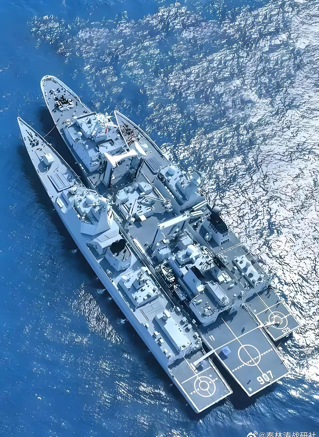 为什么全球鲜有国家敢接盘052d?因为多数国家根本养不起