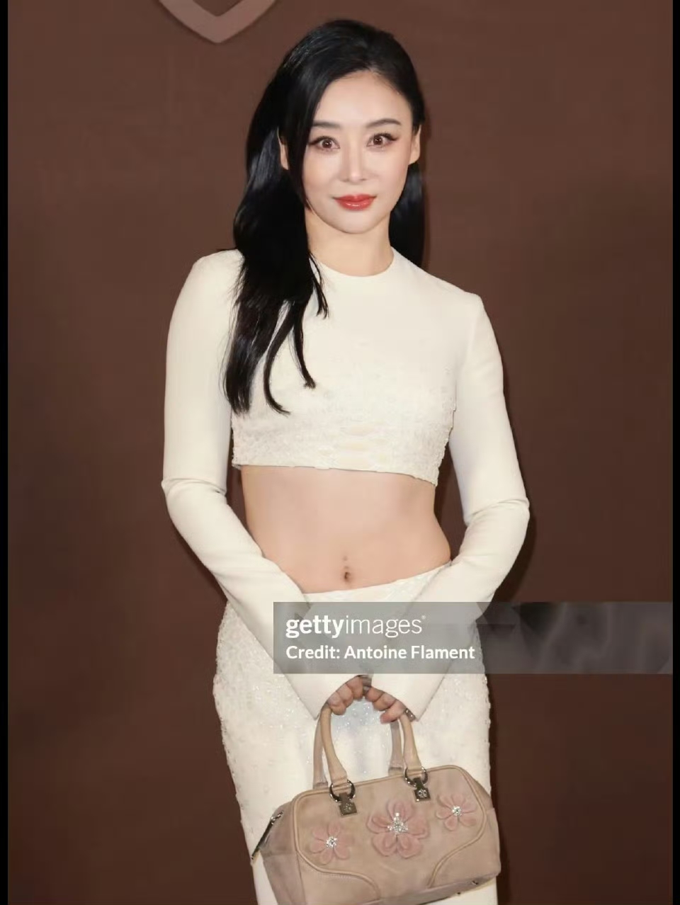 袁姗姗时髦又性感!