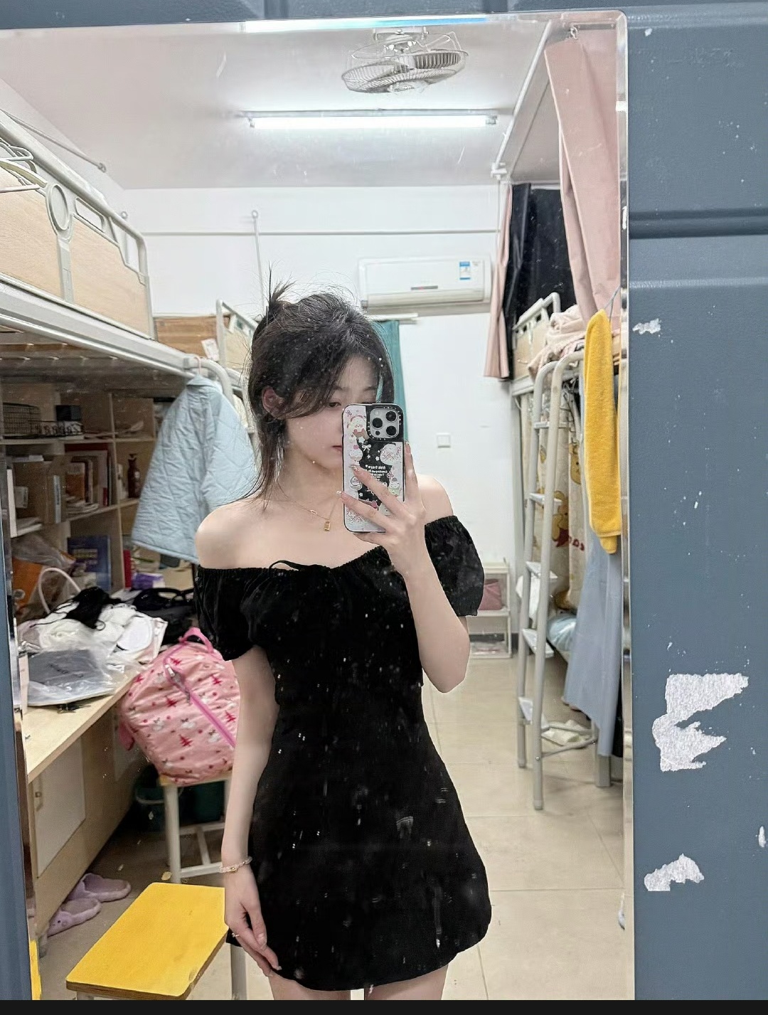对于女生来说身高只要超过155cm 身材方面不用过于追求极致只要