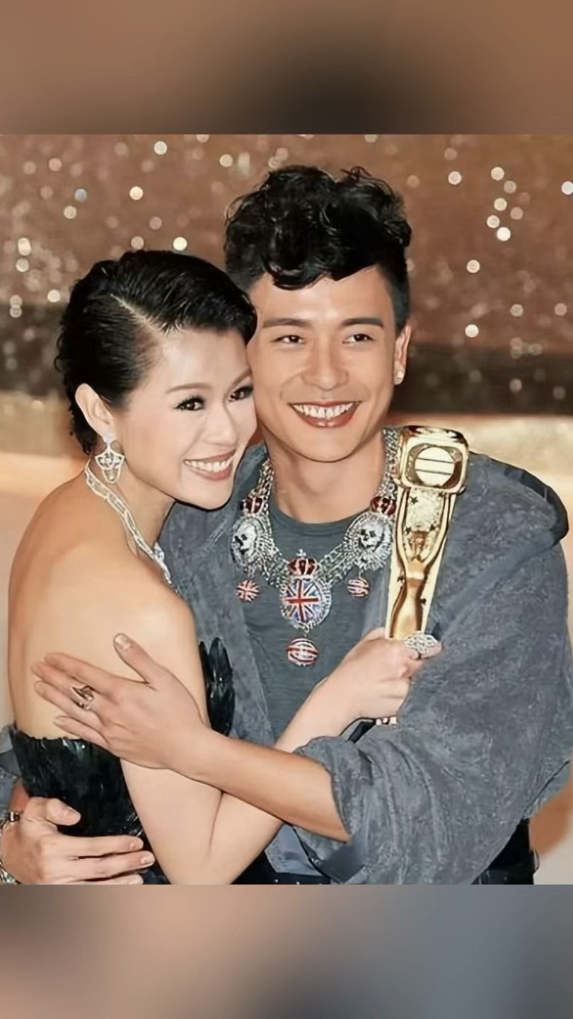 多少人还在为胡杏儿黄宗泽八年意难平好不容易结婚生子结果也那样
