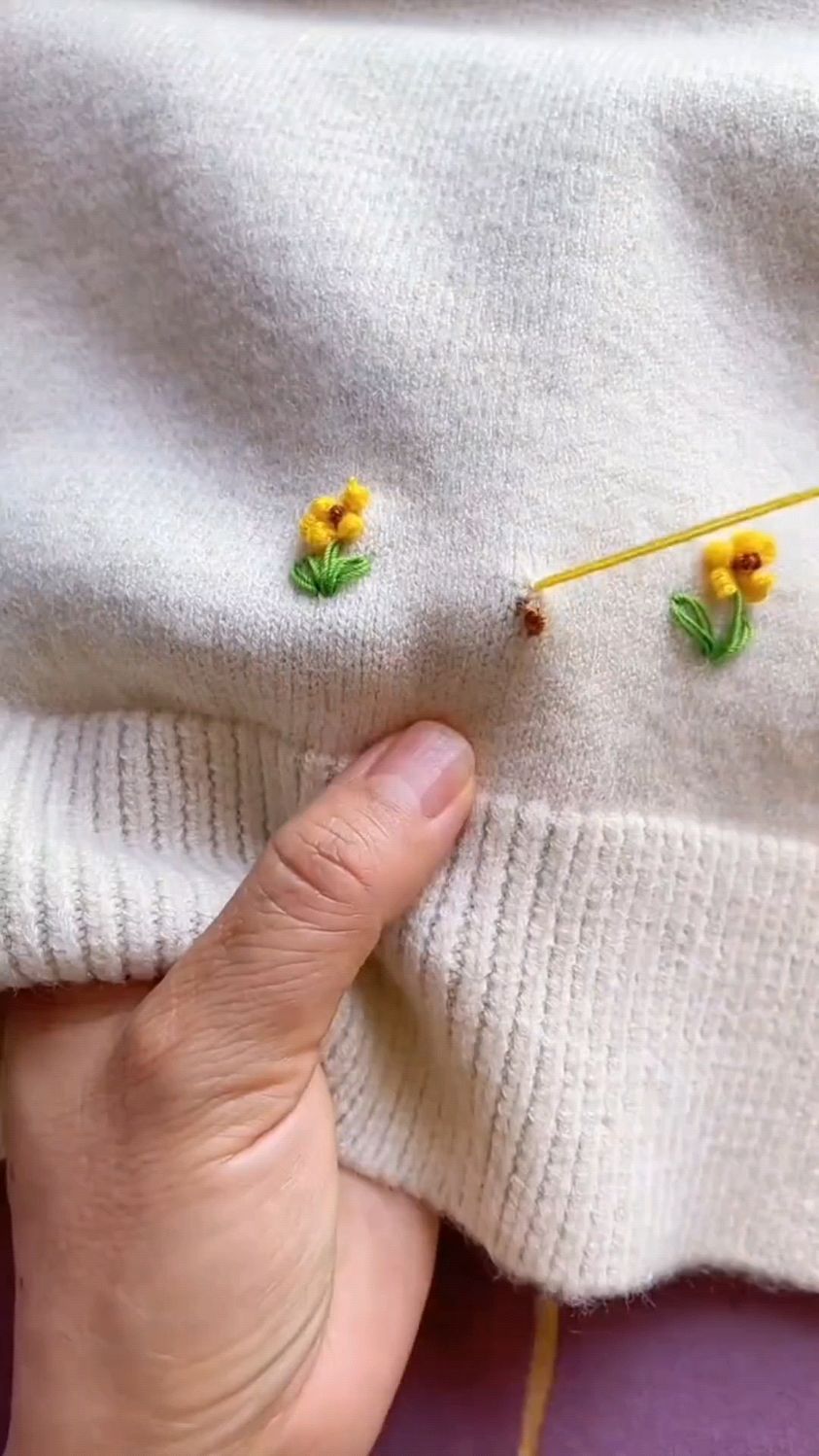 教你在毛衣上缝花朵,锦上添花