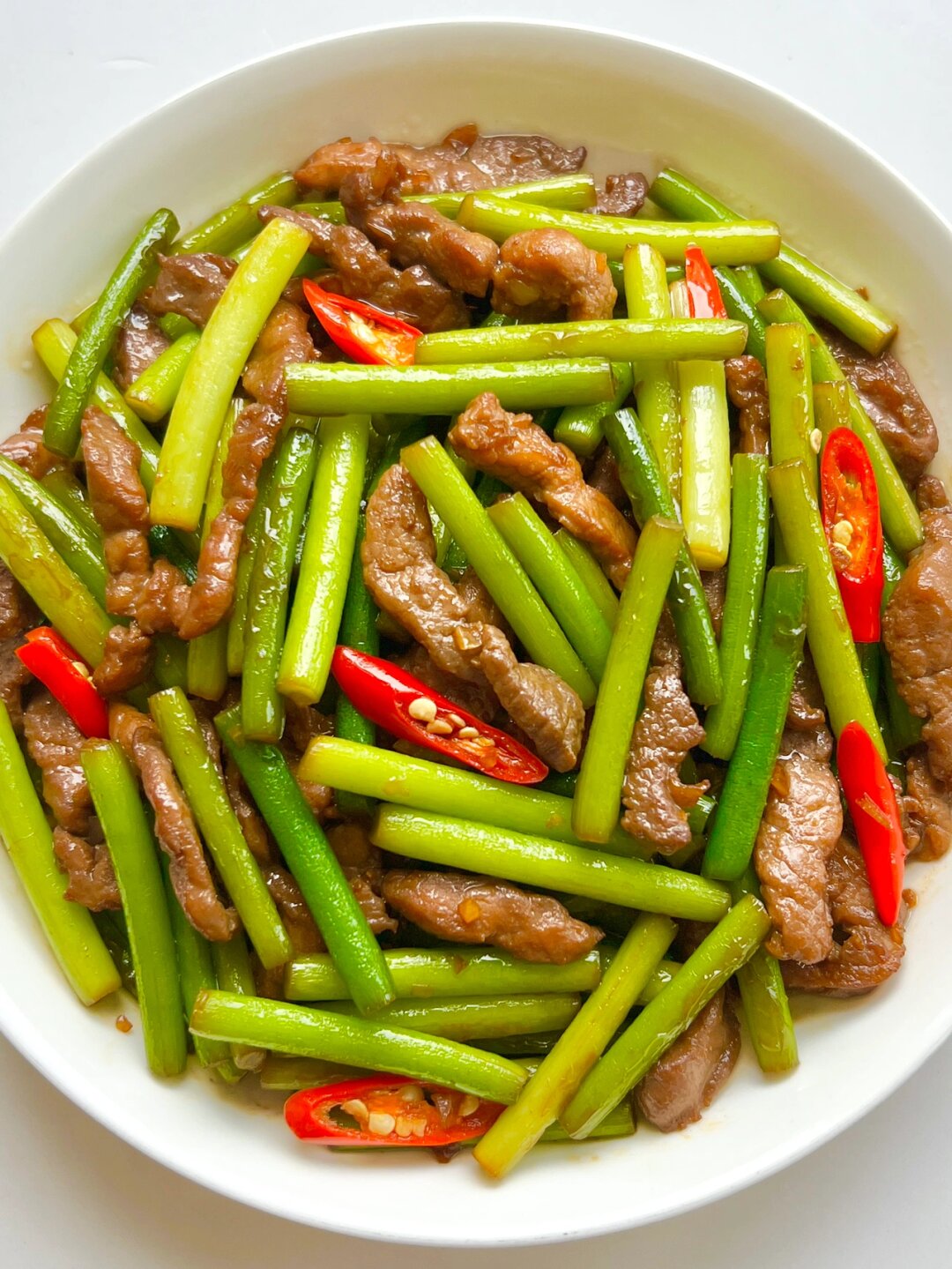 从小吃到大的家常菜蒜苔炒肉丝