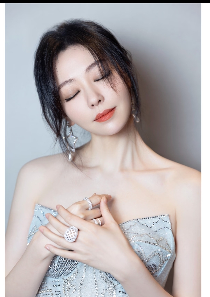 张靓颖也太美了吧!