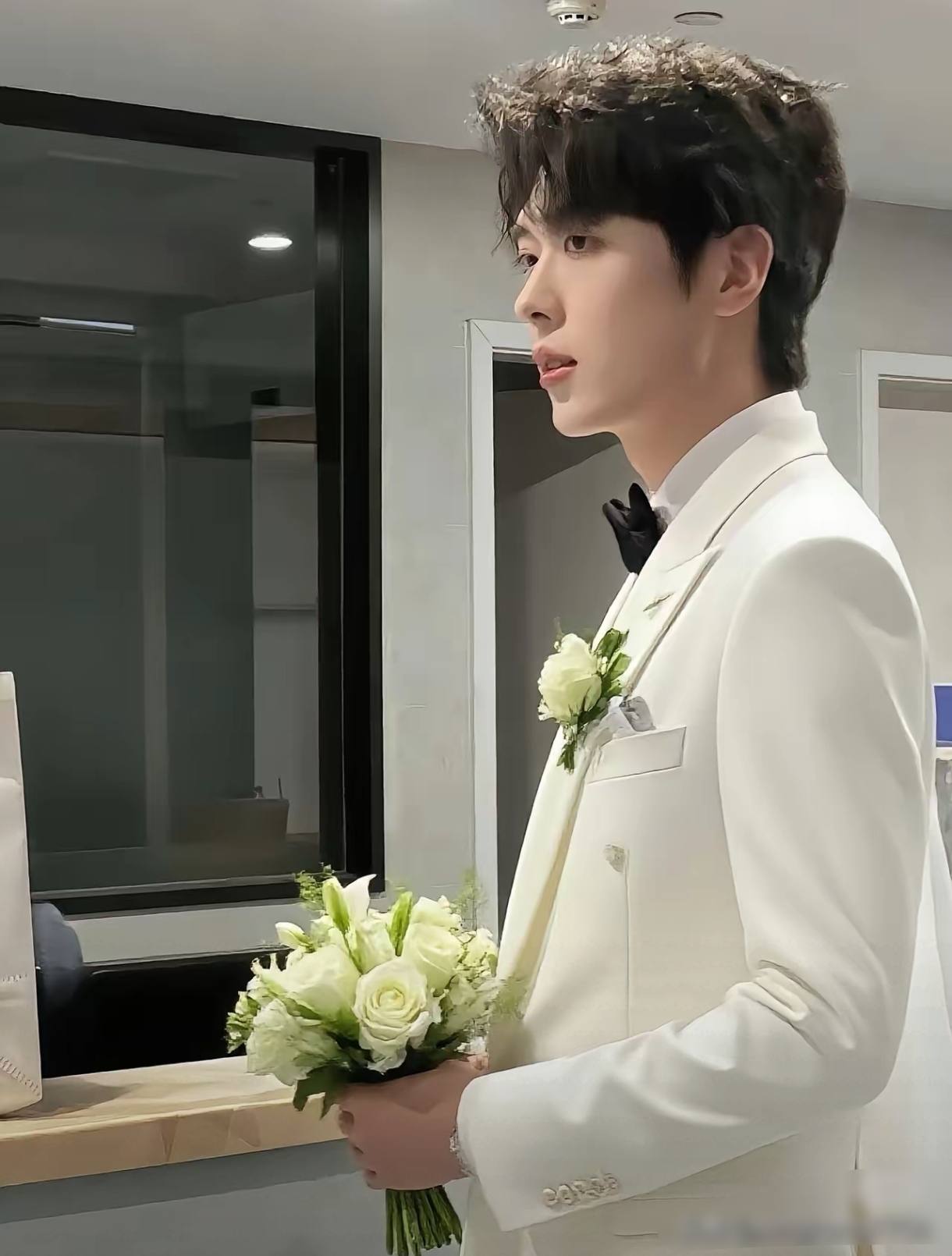 卡戎,这位00后短剧霸总小哥哥,真的是宝藏男演员!