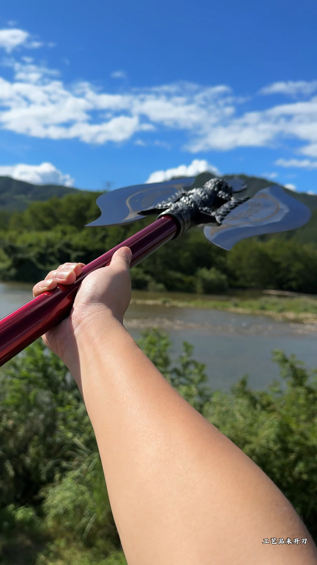 这把双刃战斧竟能一器三用,这在古代不得是无解的存在?