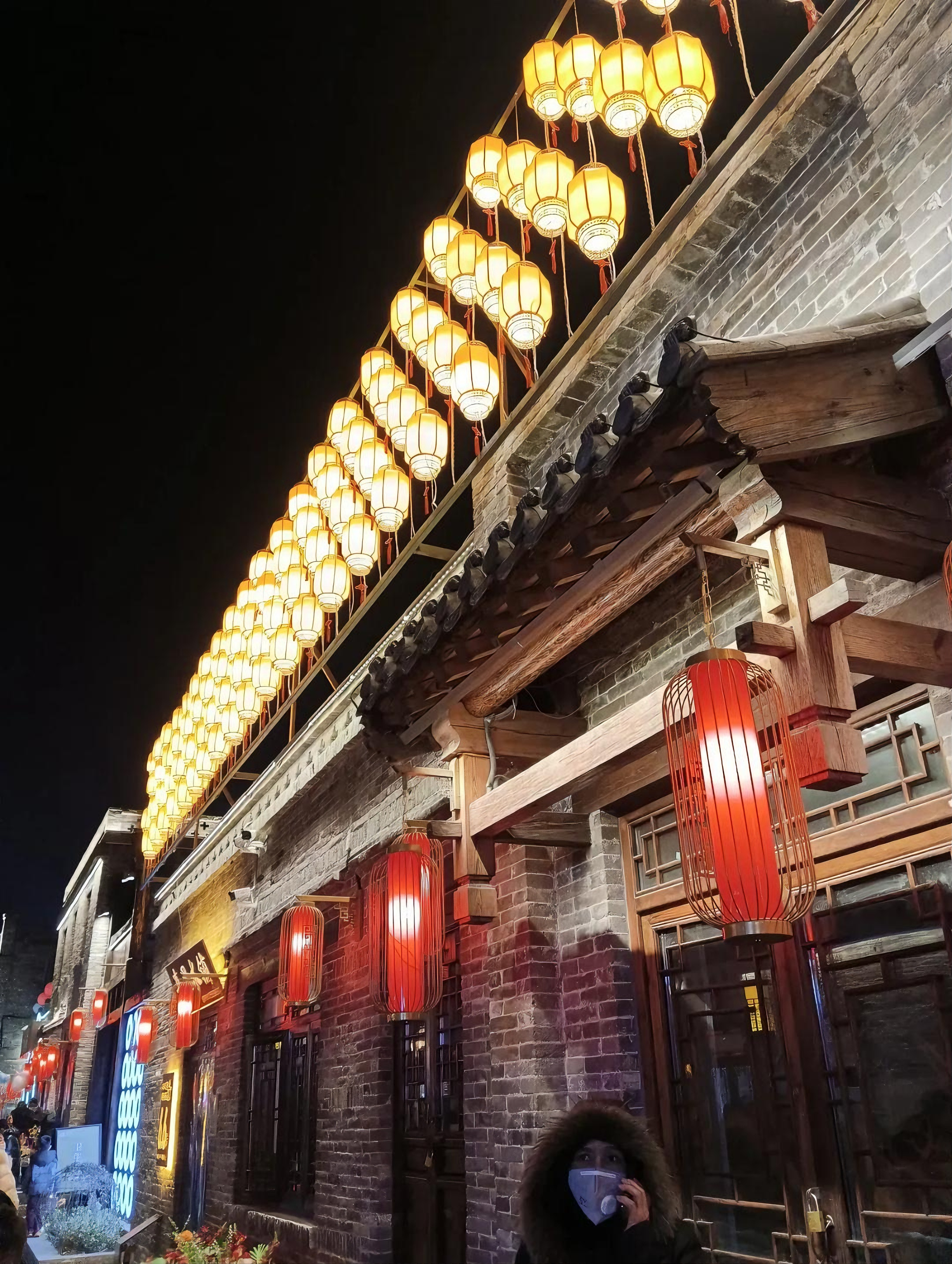 一个在医院工作的朋友告诉了他认为的人生的真相:人