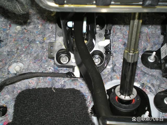福特Mustang刹车踏板问题