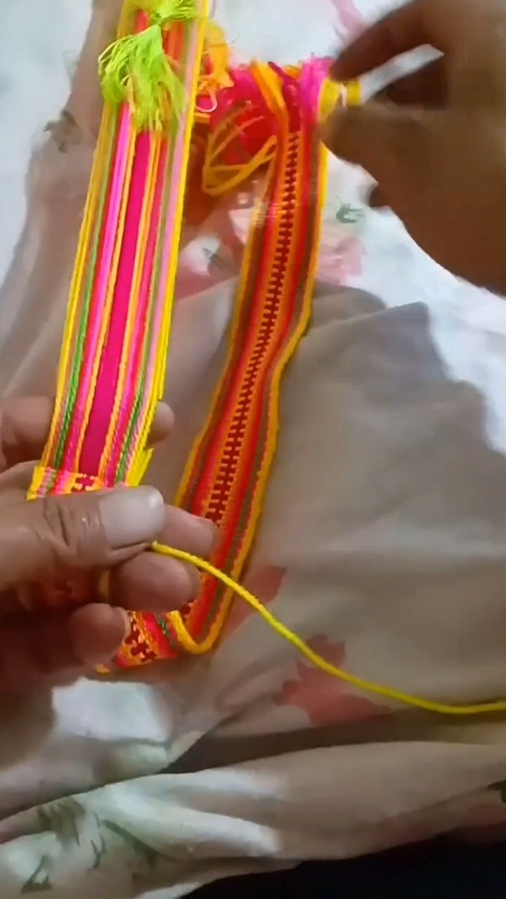 少数民族包包带子编织