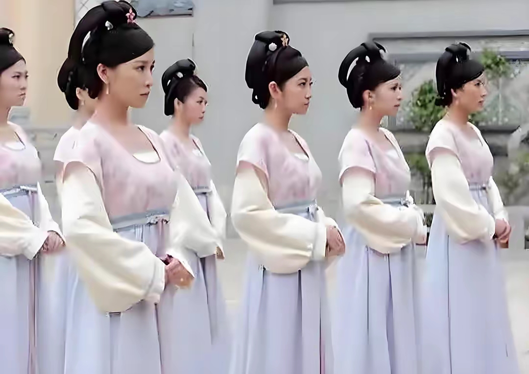 明朝宫女有多惨?13岁入宫,16岁惨死,榨干最后一滴血,生不如死