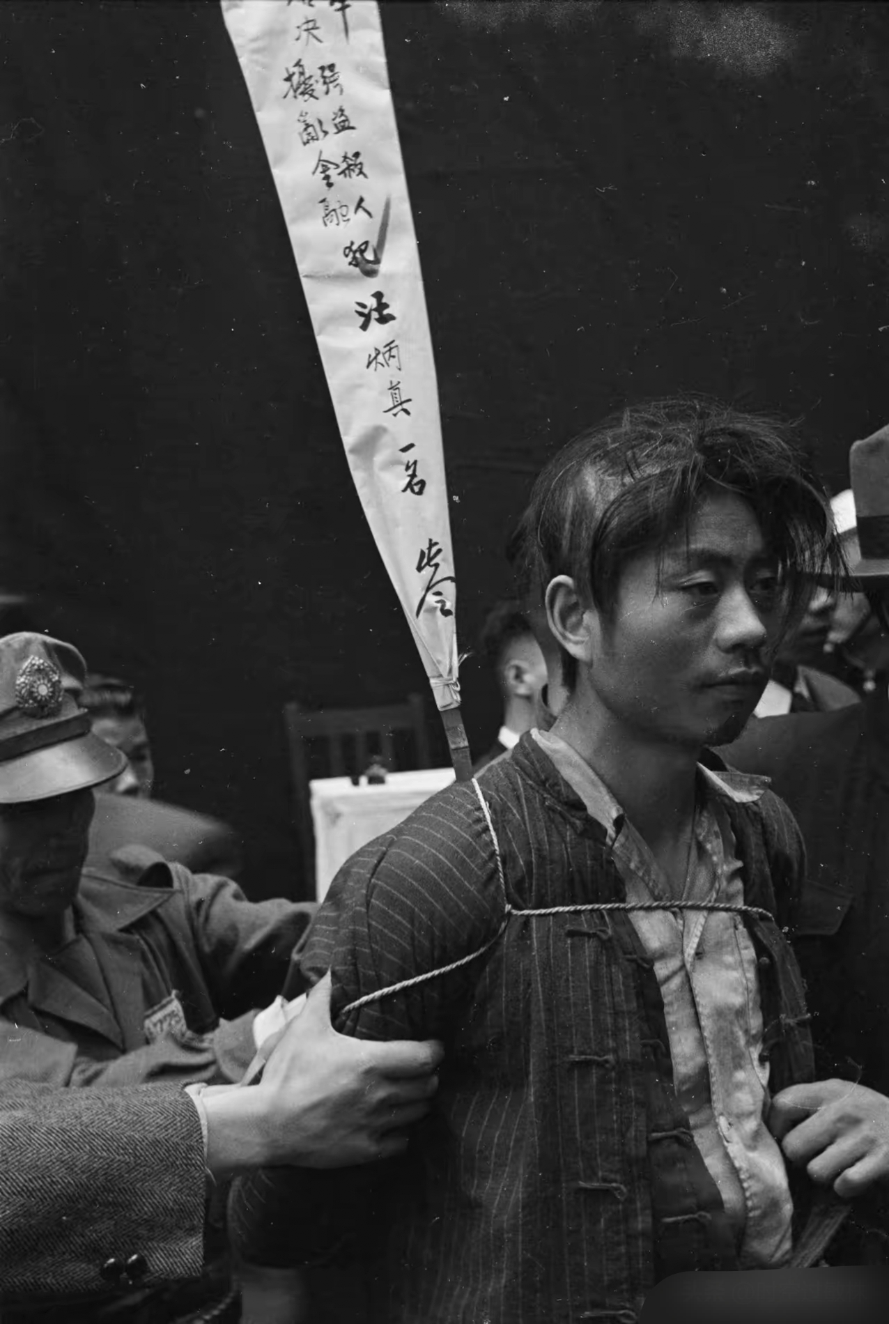 上海解放前夕,国民党当局在江浦路鱼市场门前枪杀5名地下党革命烈士