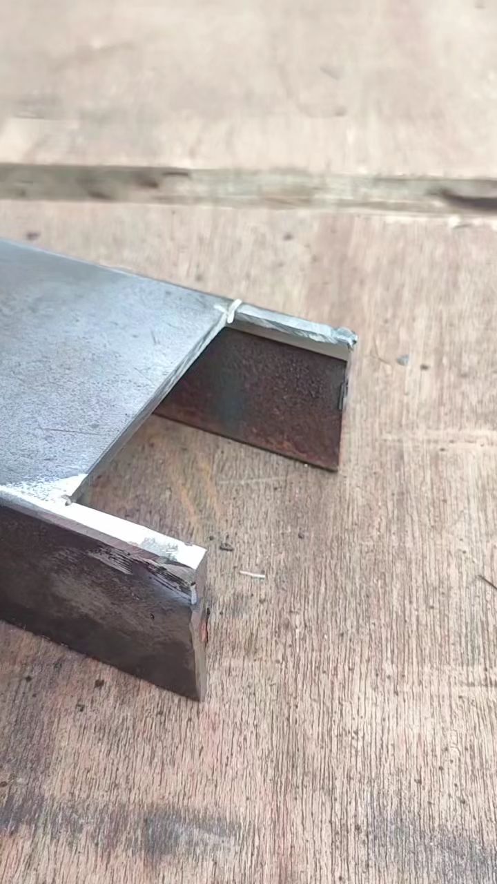 角钢互相连接方法