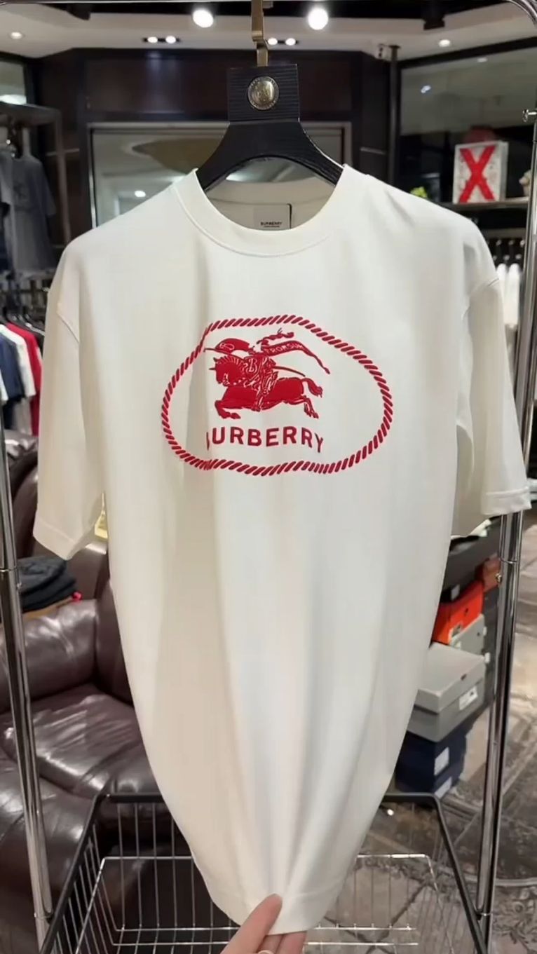 巴宝莉夏日新款t恤短袖