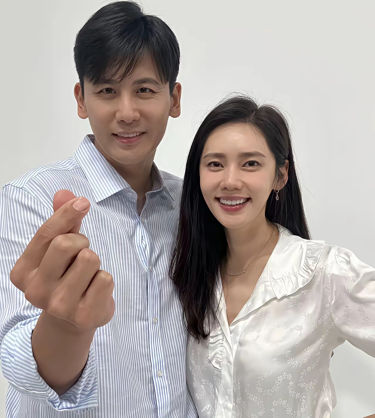 秋瓷炫是不会离婚的 不是因为她们有个孩子 而是因为于晓光是她秋瓷炫