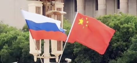 现在俄罗斯年轻人见面打招呼,不说"哈啰"改说"你好"了!