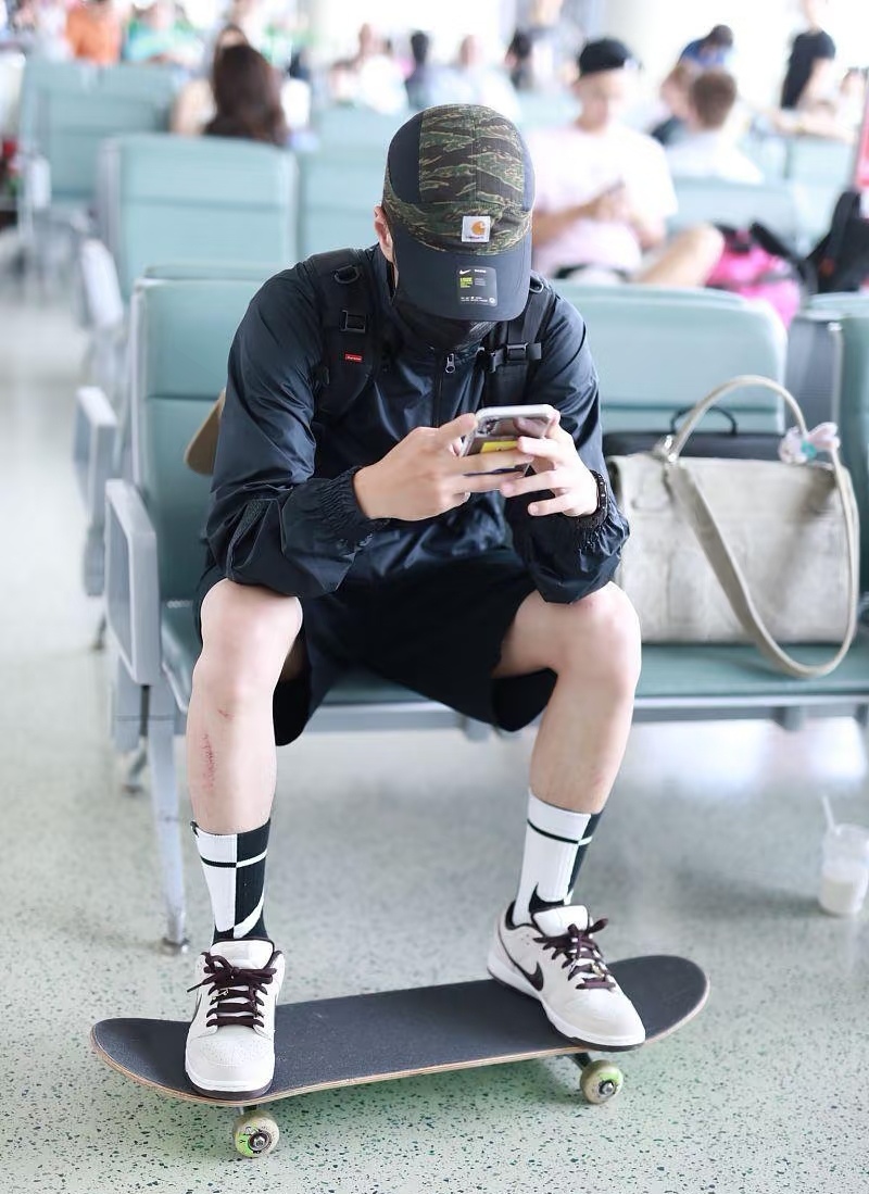 王一博有什么魅力,为什么热度持续居高不下 话不多说,关于王一博有