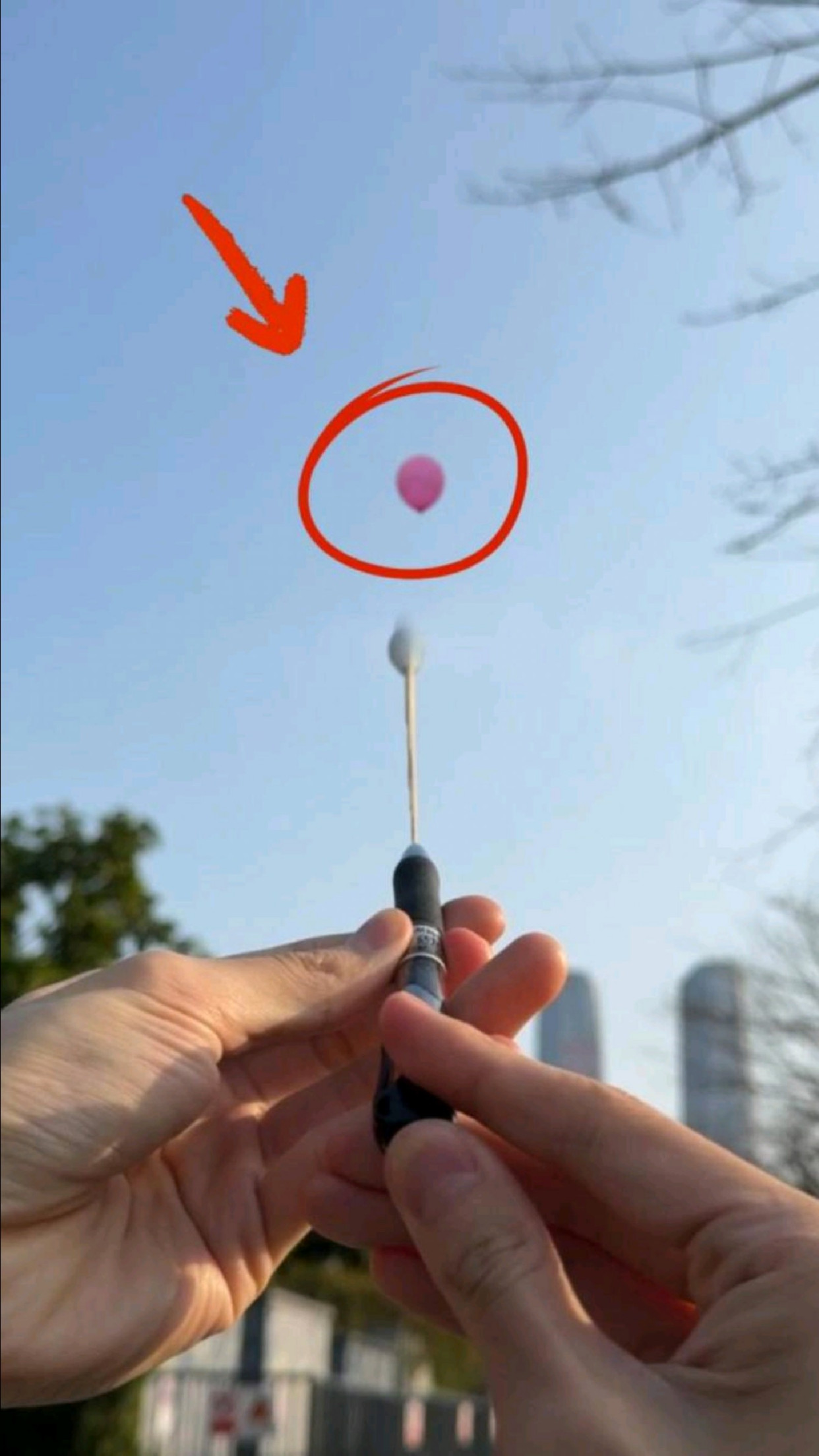 用一支笔做暗器牙签