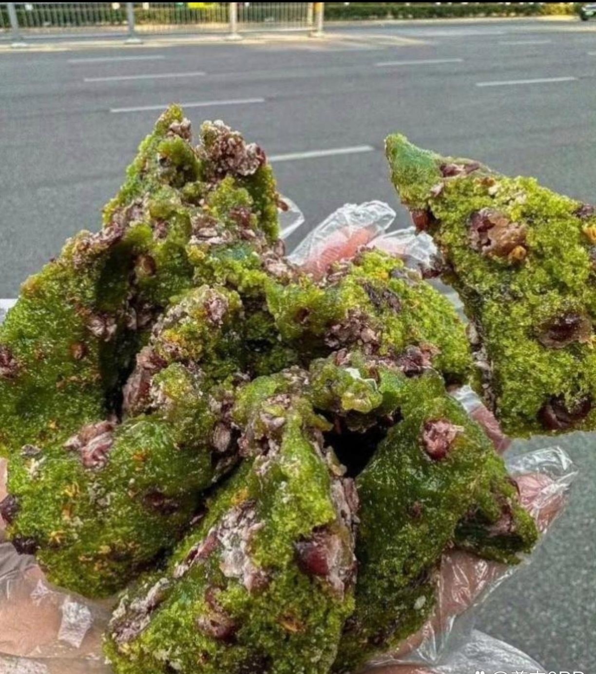 告诉我这是那里的特产好吃吗?动态连更挑战