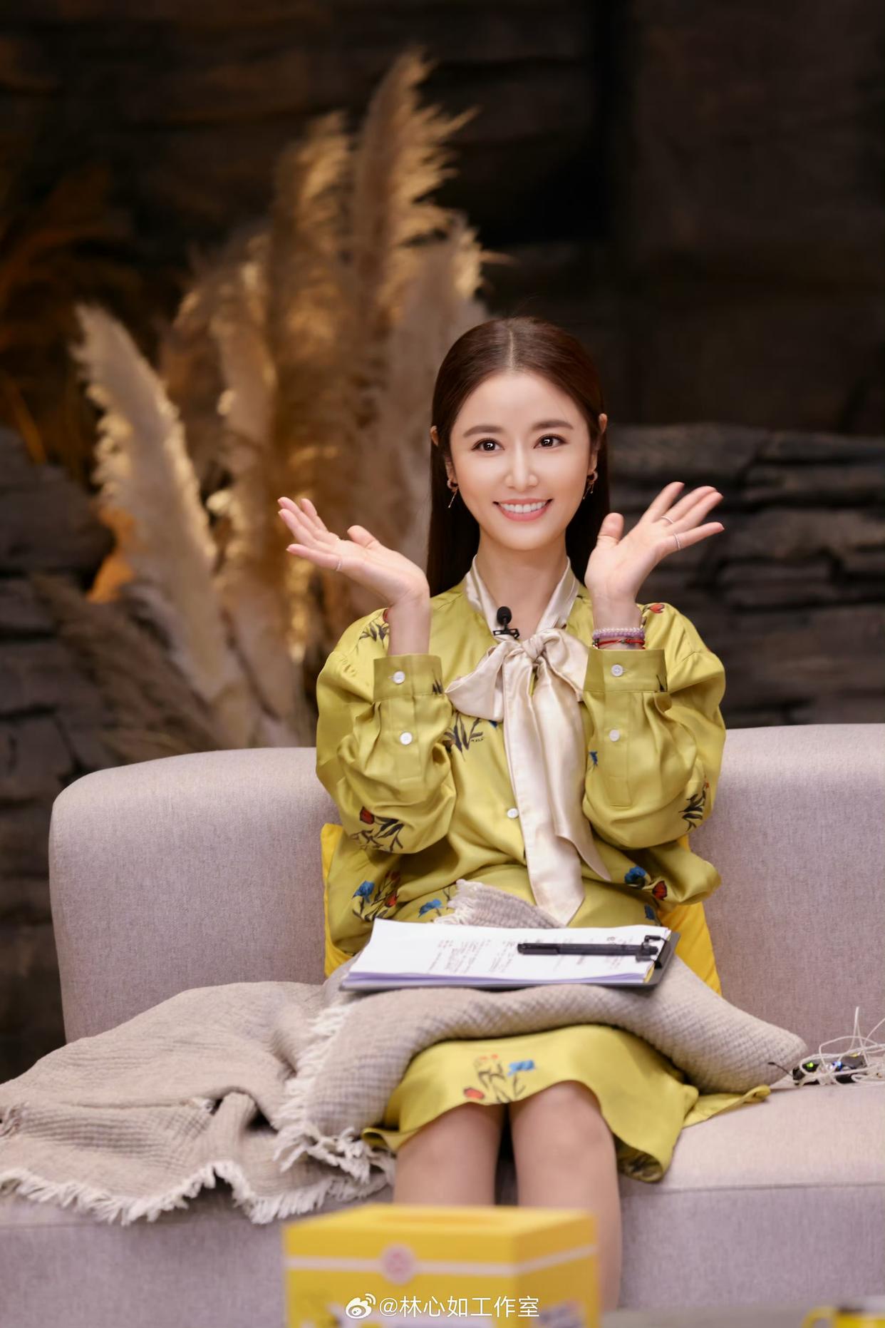 林心如露综艺颜值开挂了这脸哪像快50岁啊我的天我都震惊了这怎么
