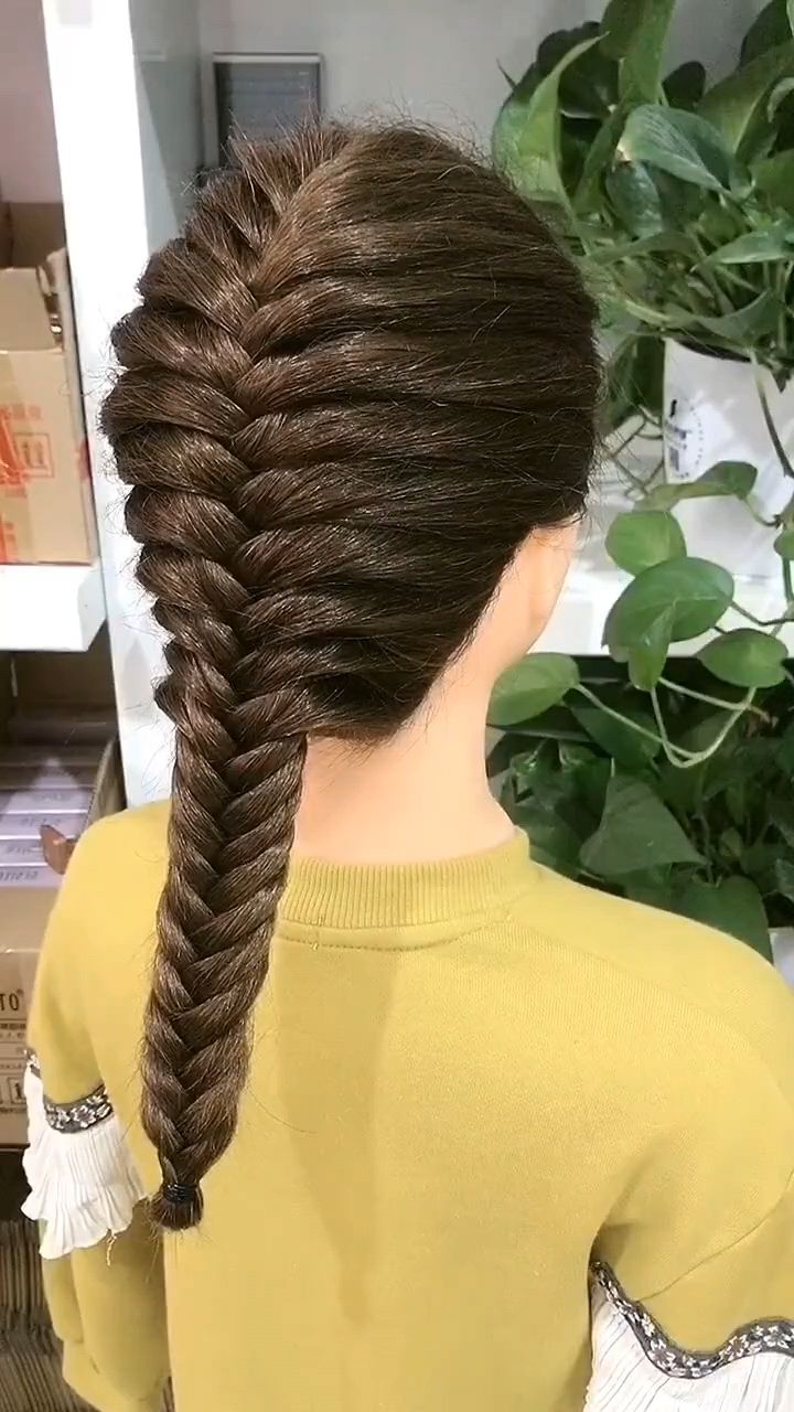 满头鱼骨辫教程分享