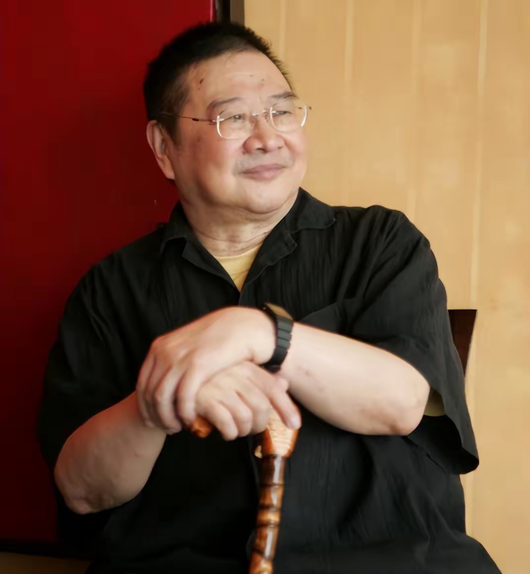 四大才子最后的传奇落幕:金庸的江湖,黄霑的旋律,倪匡的宇宙,蔡澜的