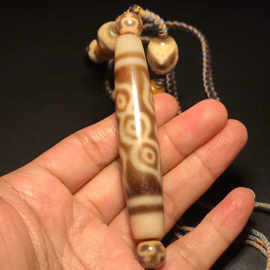 包浆老玛瑙凤九眼天珠 高油精品包浆老玛瑙凤九眼天珠项链手持油润