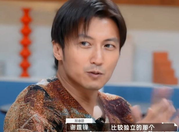 "关晓彤皱着眉头很难理解:"那好难过我感觉