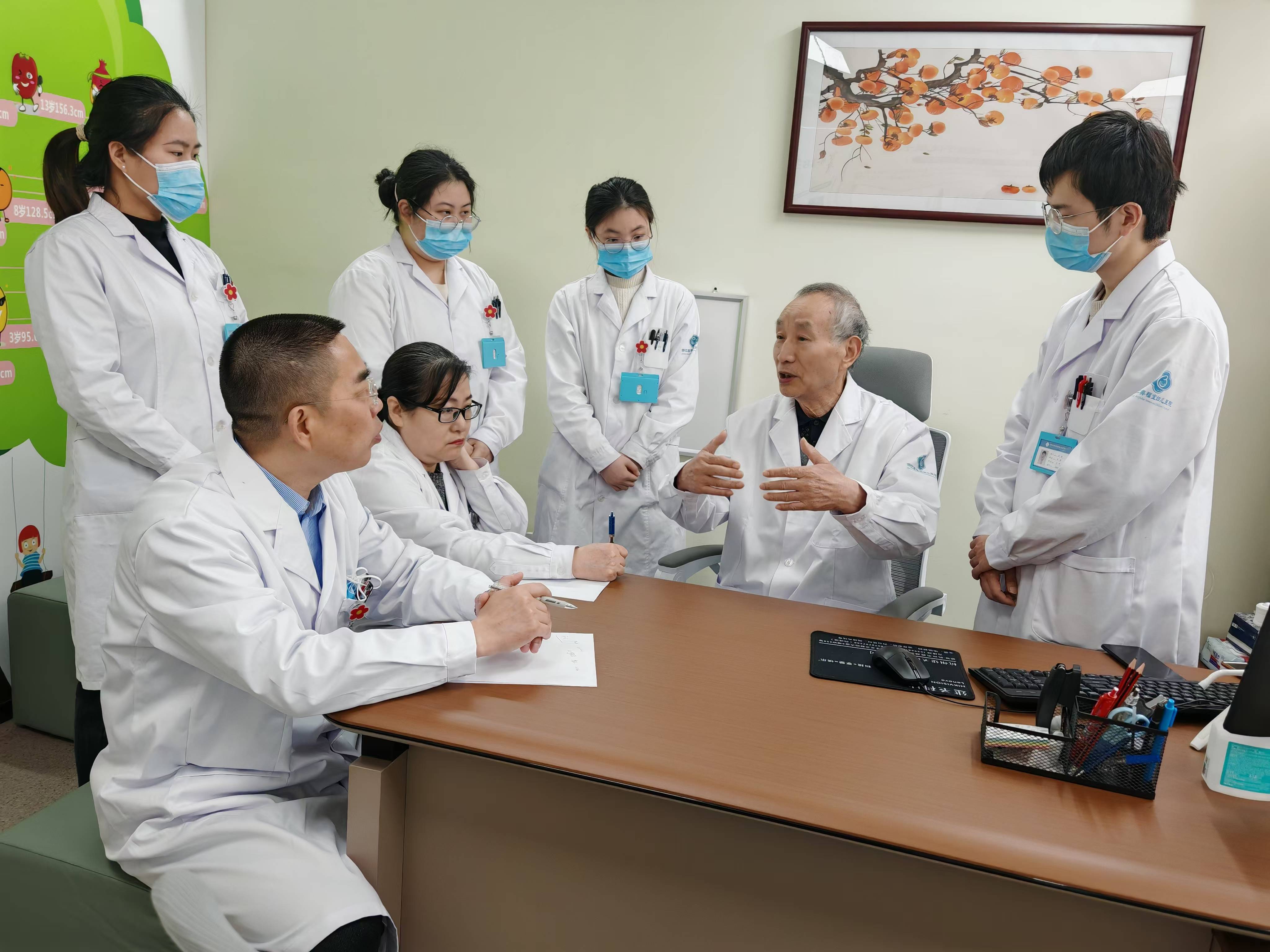 浙江美福宝妇儿医院儿科会诊现场:金武官儿科专家和张清,肖玉芳医生一
