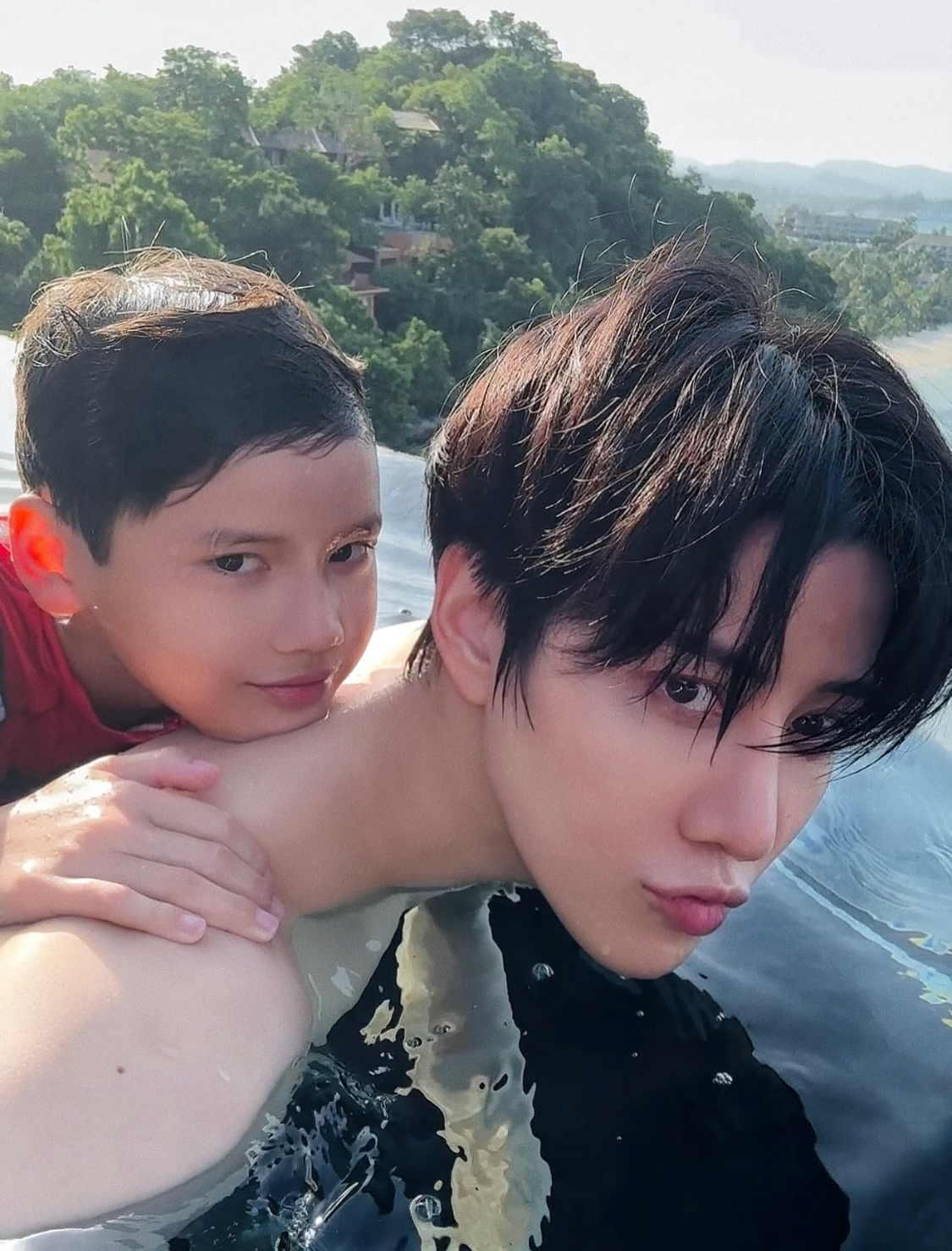 mike和儿子的亲子时光俏寡夫时间过得真快孩子都长这么大了泰星