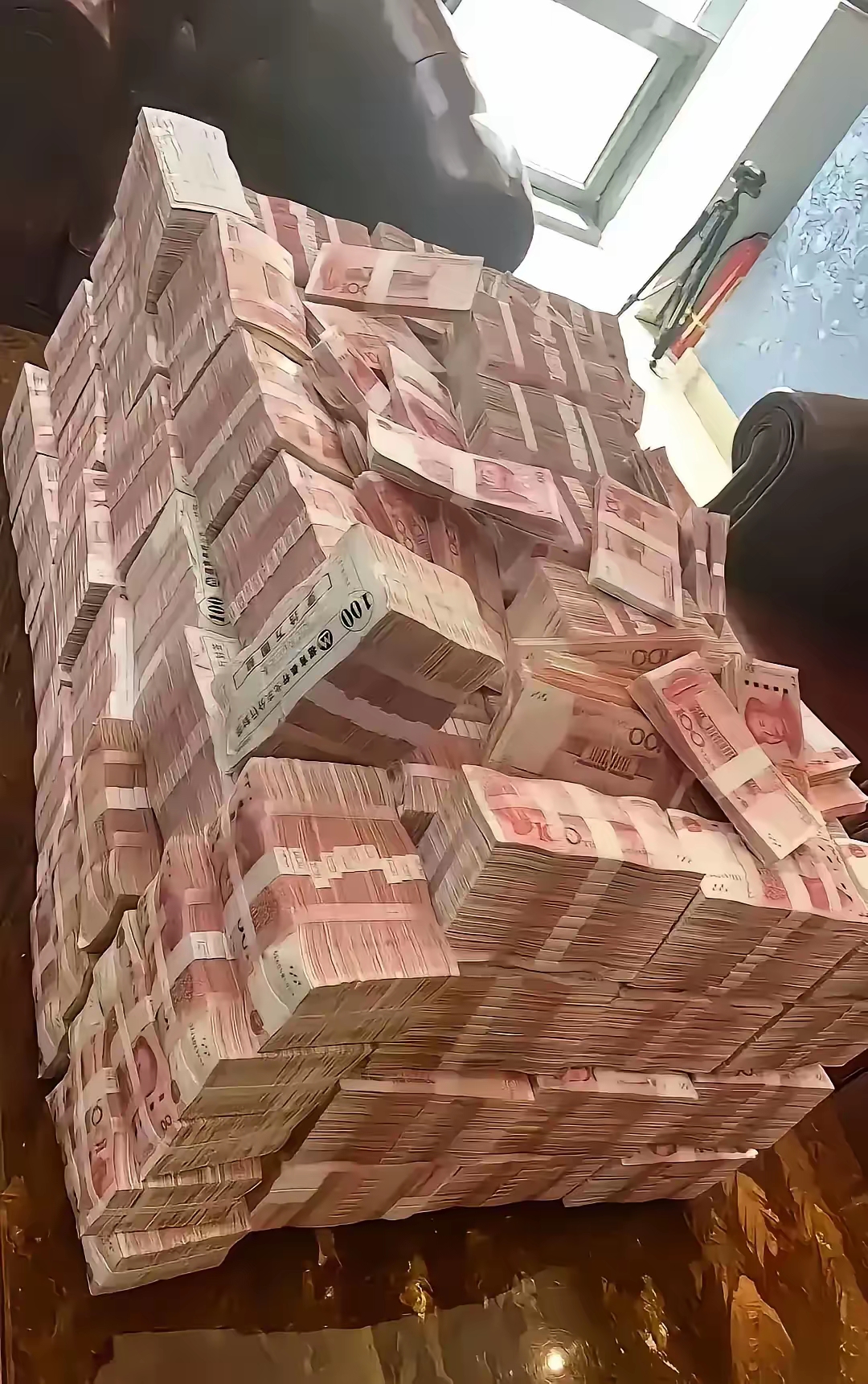 恭喜你刷高清人民币成堆图片人民币成堆成堆的人民币图片实拍人民币