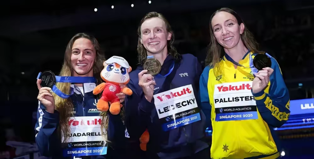 新加坡游泳世锦赛女子1500米自由泳决赛,预赛就游出15分36秒68的本
