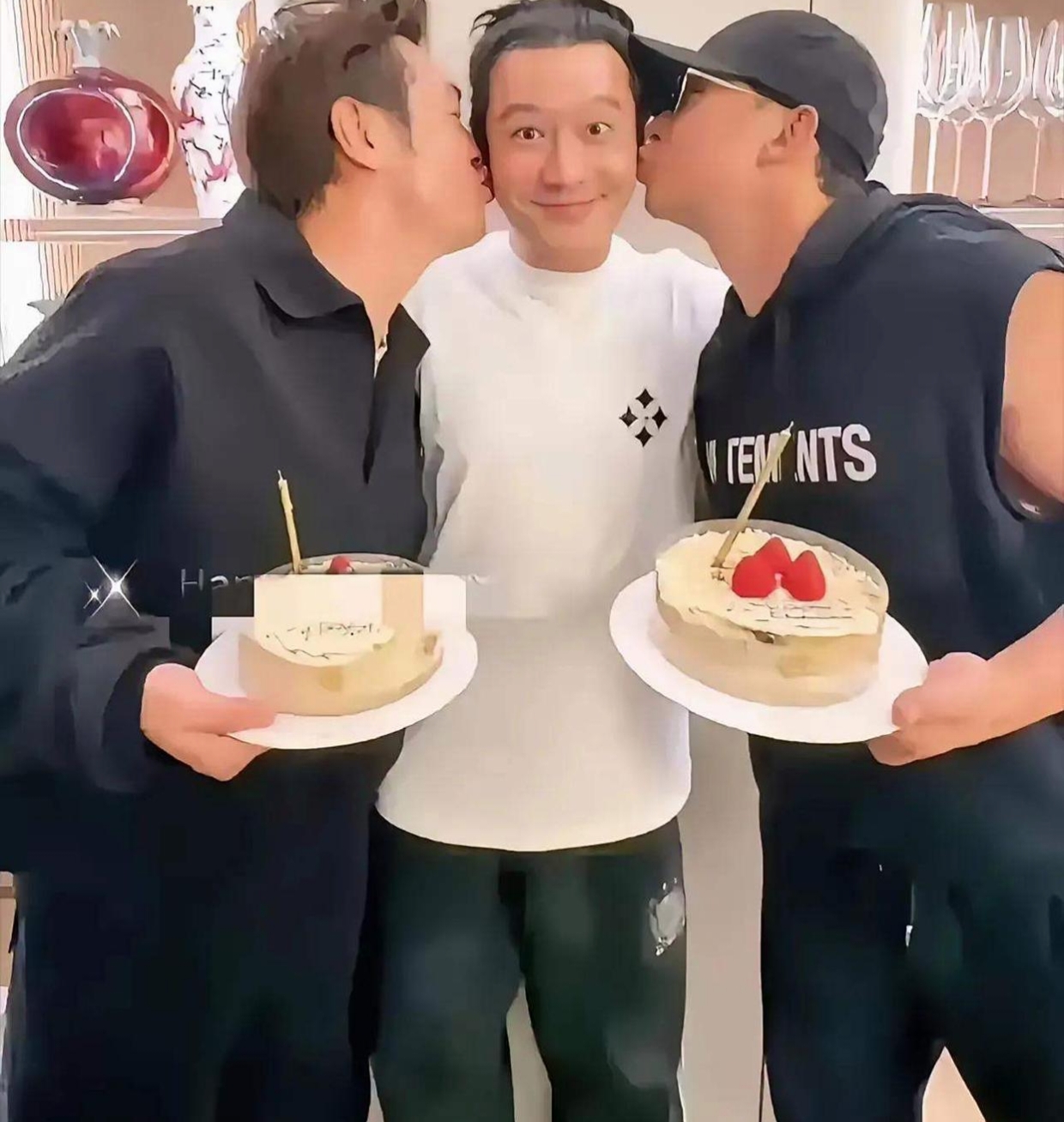 这人说黄晓明和石雪的关系相当惊人