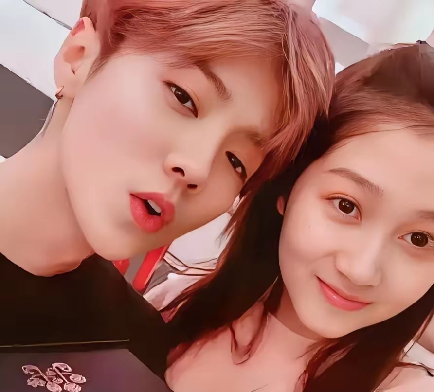 鹿晗张慧雯恋爱了